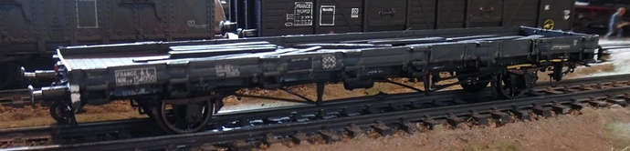 16 - Haxo Modèles - 83071 - Wagon plat OCEM à ranchers - AL - 4.JPG