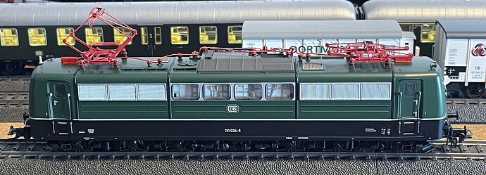 MK39132 E151 08