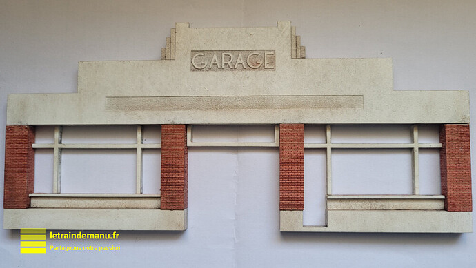 letraindemanu (3737) Tuto et retour d'expérience garage art déco Cités miniatures patine de la façade Source letraindemanu.fr