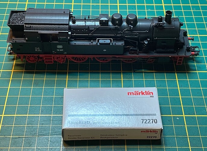 MK39787 Fumigène 03