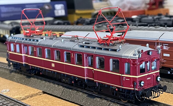 MK39583 ET85 14