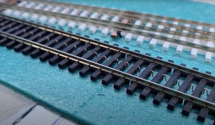 DIY 3rail pointcontacts_2