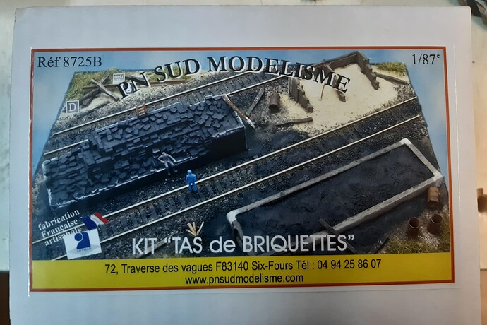 2021-11 Mommeheim Tas de briquettes (1)