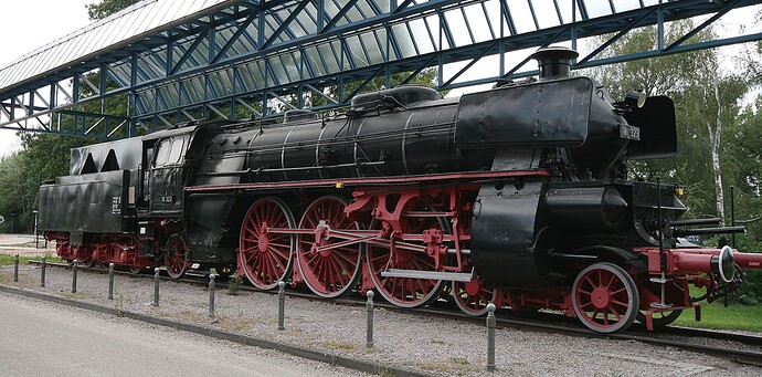 Schnellzuglokomotive_18323_Fachhochschule_Offenburg