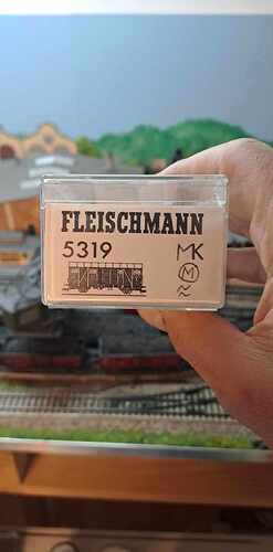 2024-12 Améliorations d'un couvert fleischmann avec fuex de fin de convoi (1)