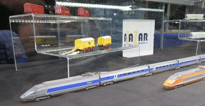 AZAR Models TGV