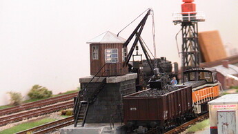 Grande grue charbon 2