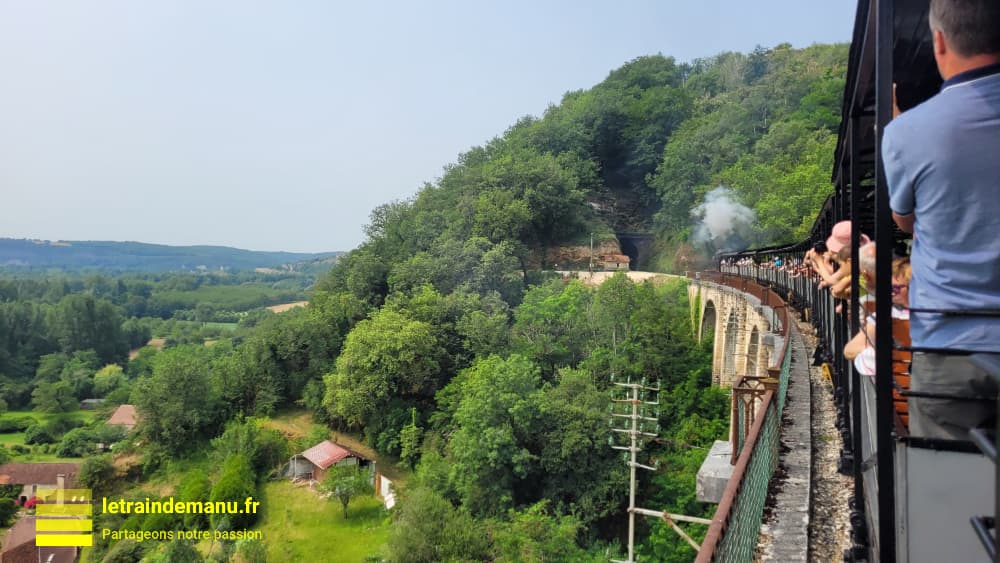 letraindemanu (3175) train touristique du Haut Quercy le Truffadou viaduc des Scourtils locomotive à vapeur 040 T 17
